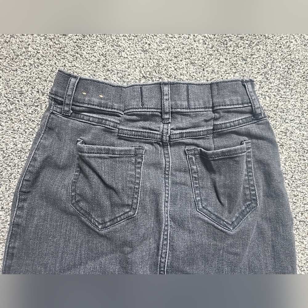 Abercrombie Kids Dark Gray Denim Skirt Button Accent Size 9/10 Girls - Picture 5 of 9